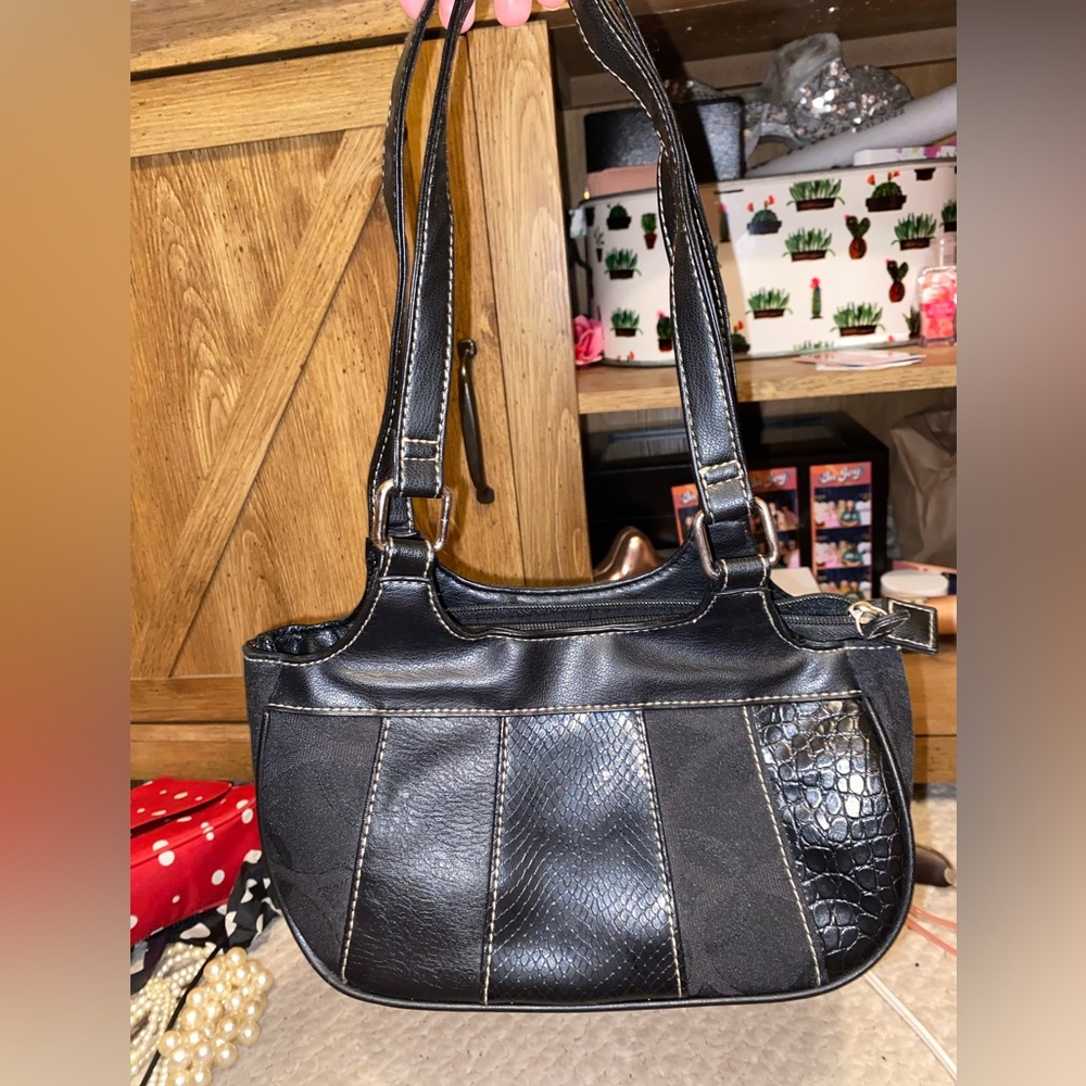 black purse